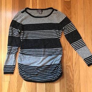 Motherhood maternity lightweight sweater